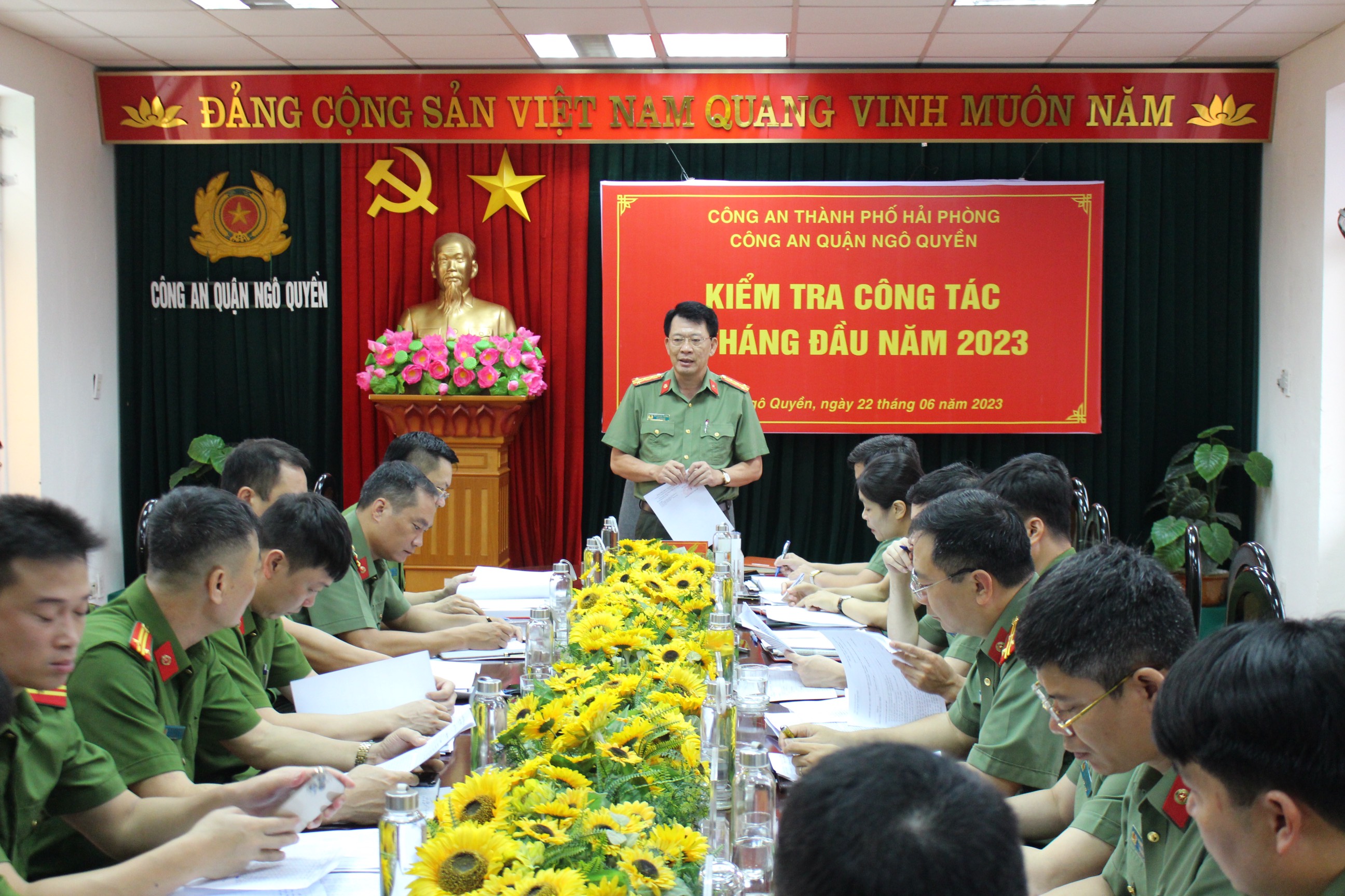 Kiểm tra công tác 6 tháng đầu năm 2023 tại Công an quận Ngô Quyền